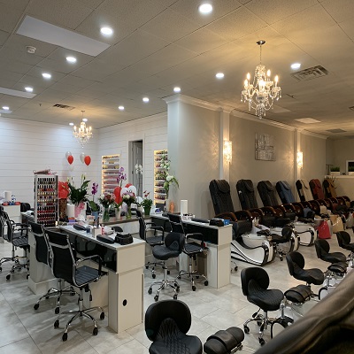 T-NAILS AND SPA
