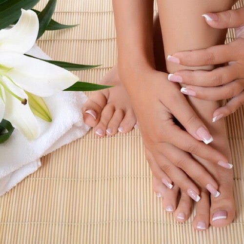 T-NAILS AND SPA